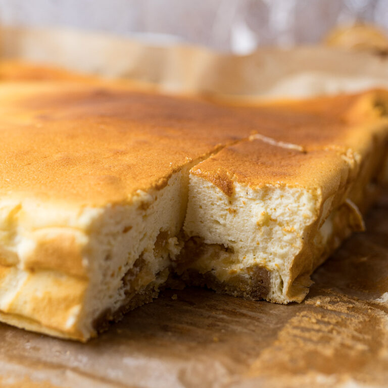 Przepis na najlepszy sernik z kandyzowanymi owocami pigwowca